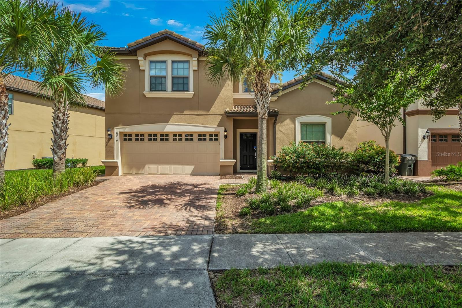 8810 Macapa Dr Property Photo 1