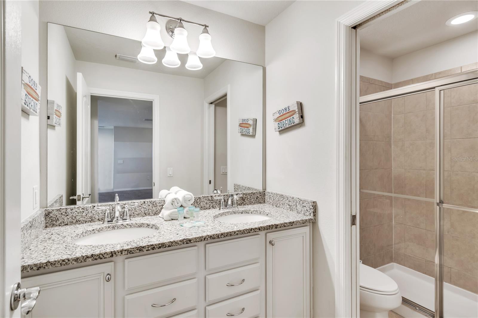 8810 Macapa Dr Property Photo 23