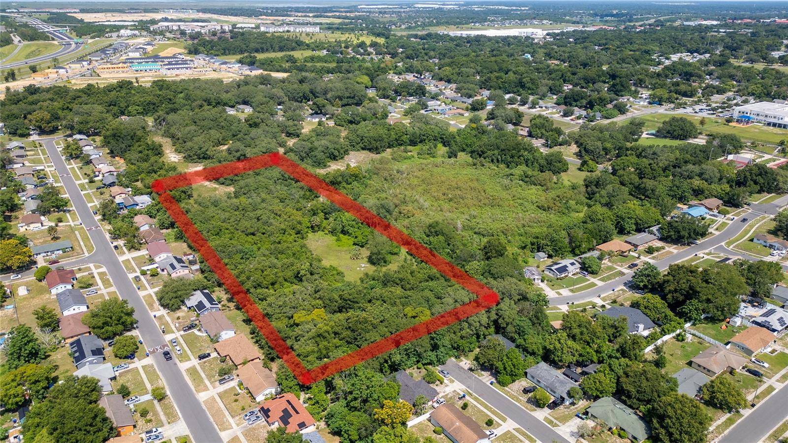 E Celeste St Property Photo 1
