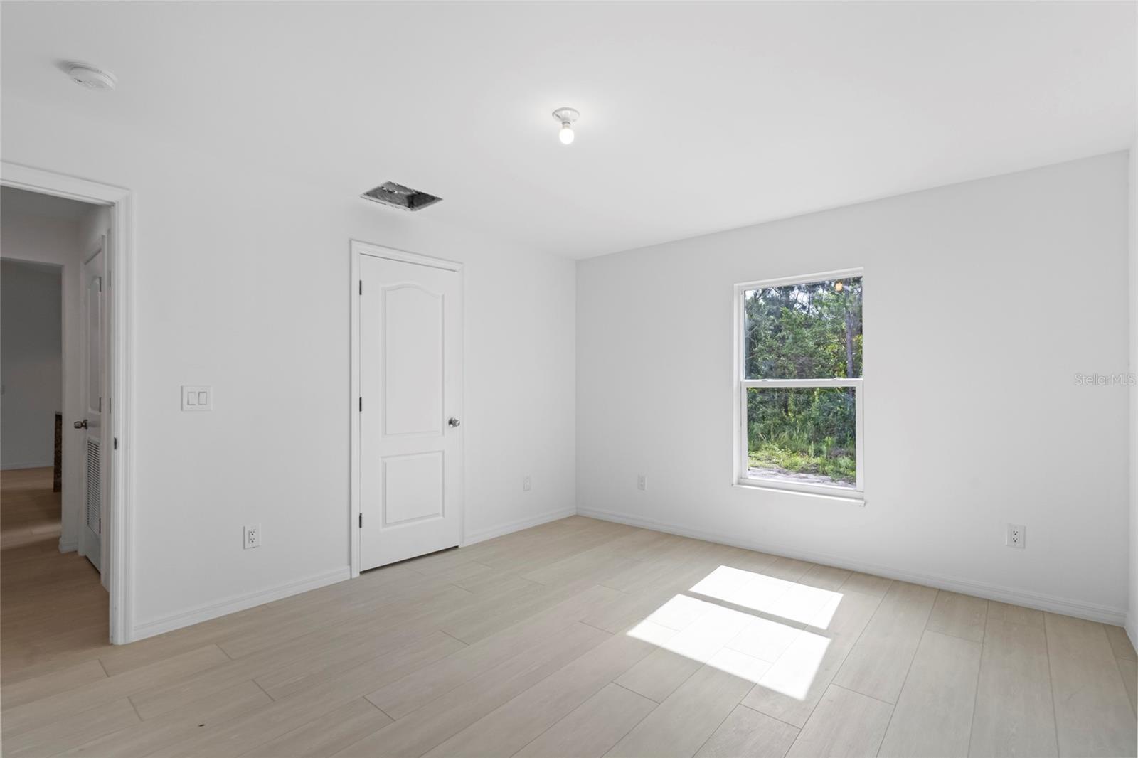3848 Nw 19th Ave Property Photo 15
