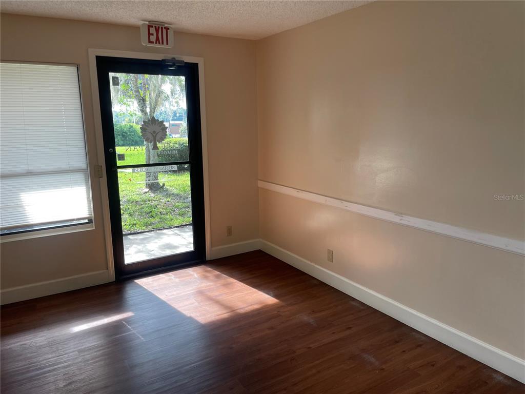 10252 Se Us Highway 441 Property Photo 6