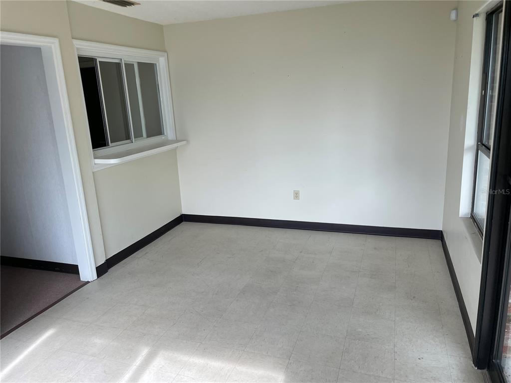 10252 Se Us Highway 441 Property Photo 17
