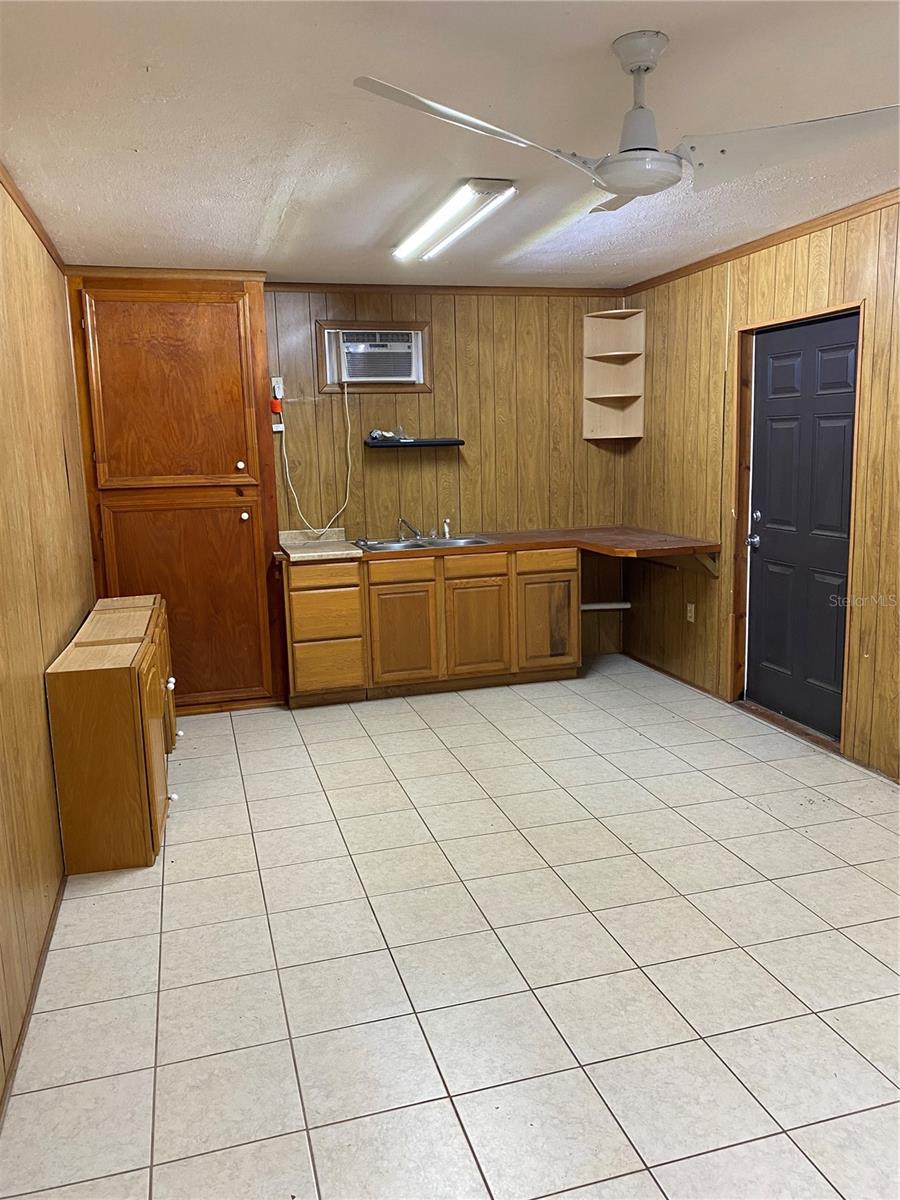 4747 Nw Hwy 225a Property Photo 11