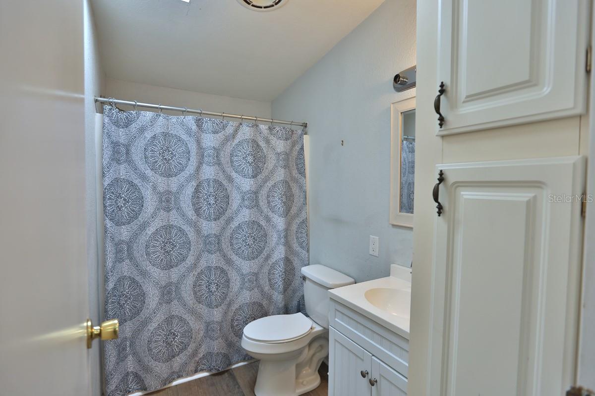 2570 Sw 100th St Property Photo 10