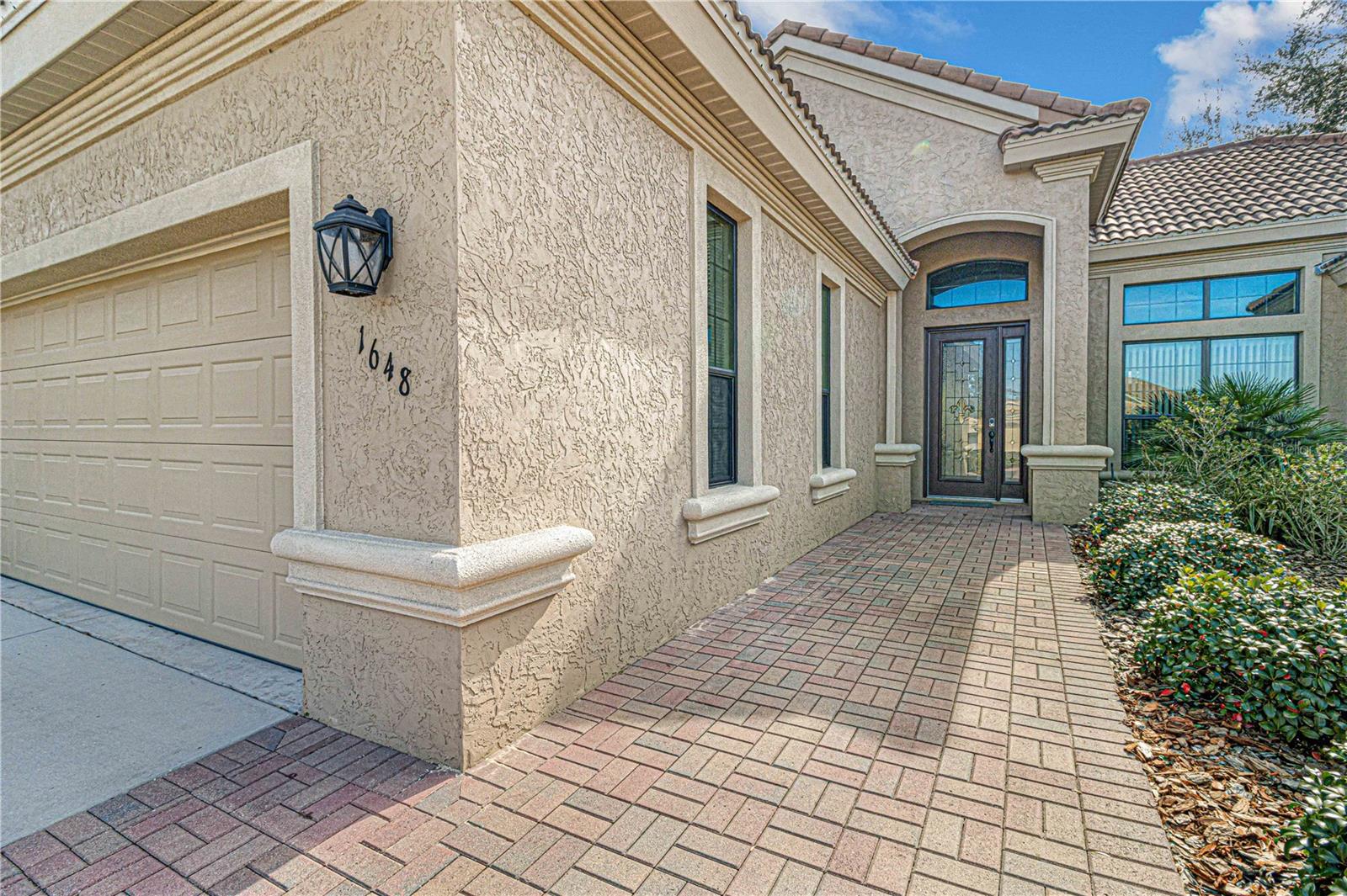 1648 W Skyview Crossing Dr Property Photo 6