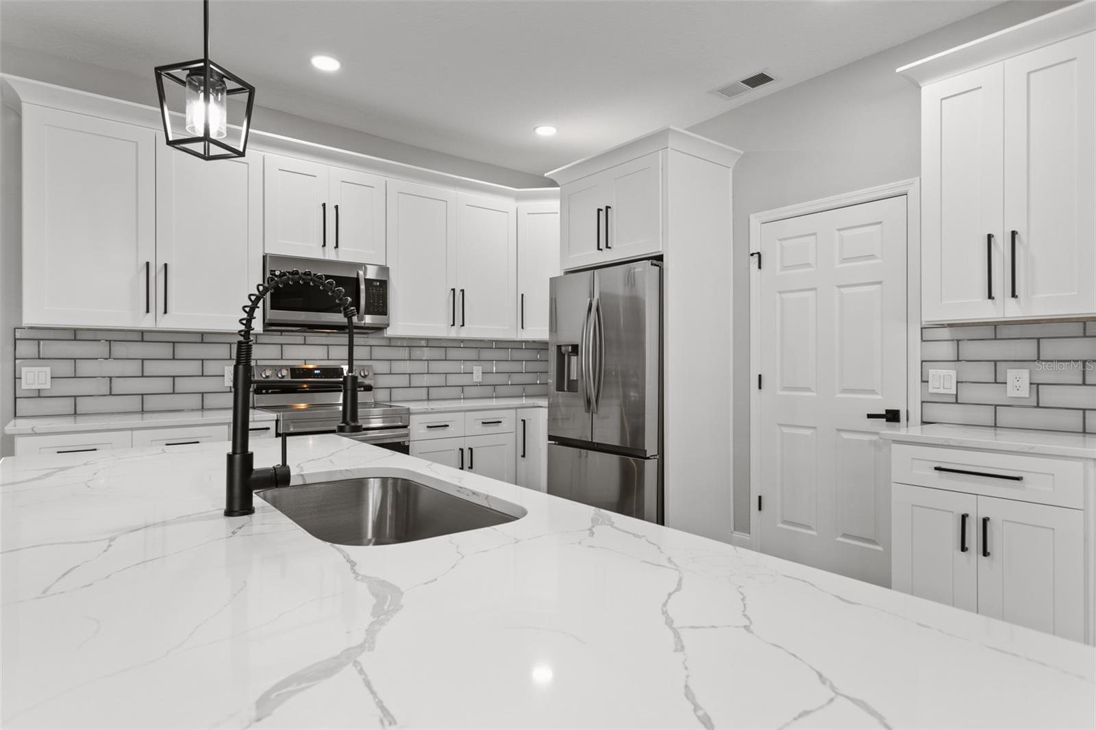 63 Ferndale Ln Property Photo 13