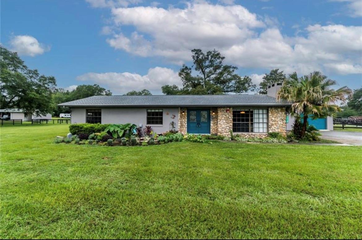 2 Count Fleet Dr Property Photo 35