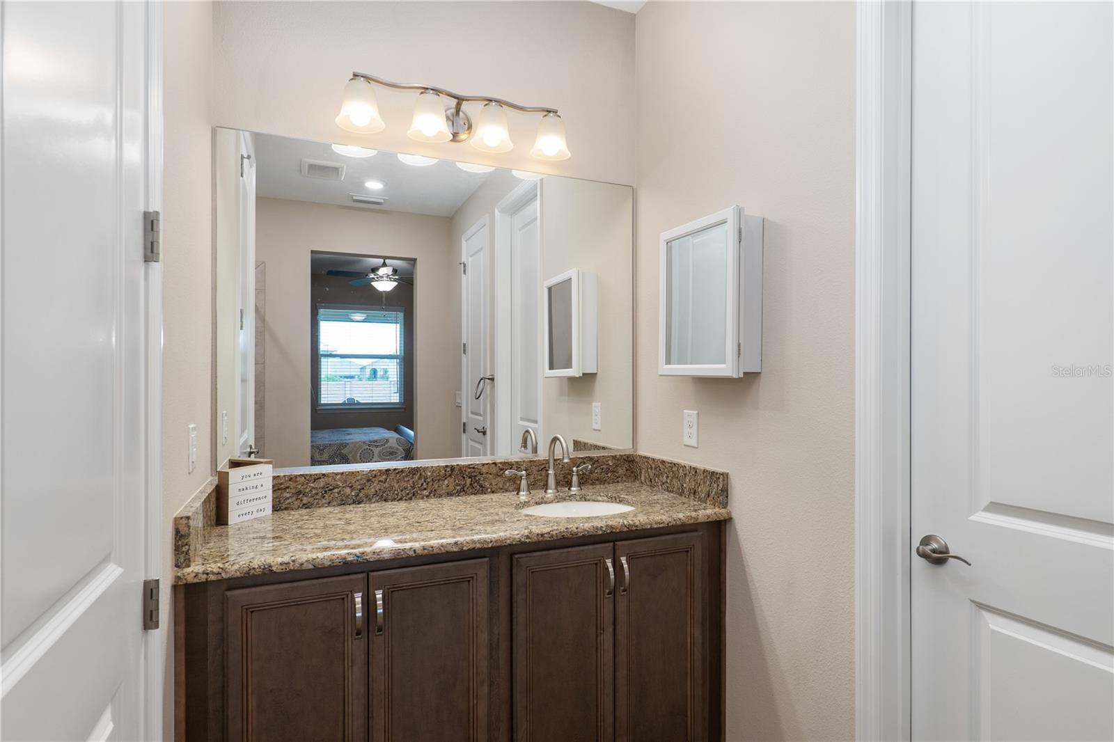 5587 Nw 40th Pl Property Photo 21