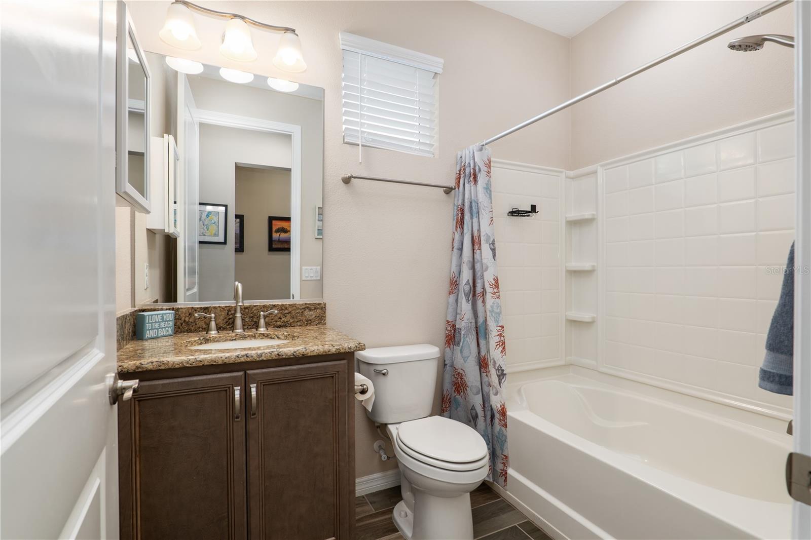 5587 Nw 40th Pl Property Photo 28