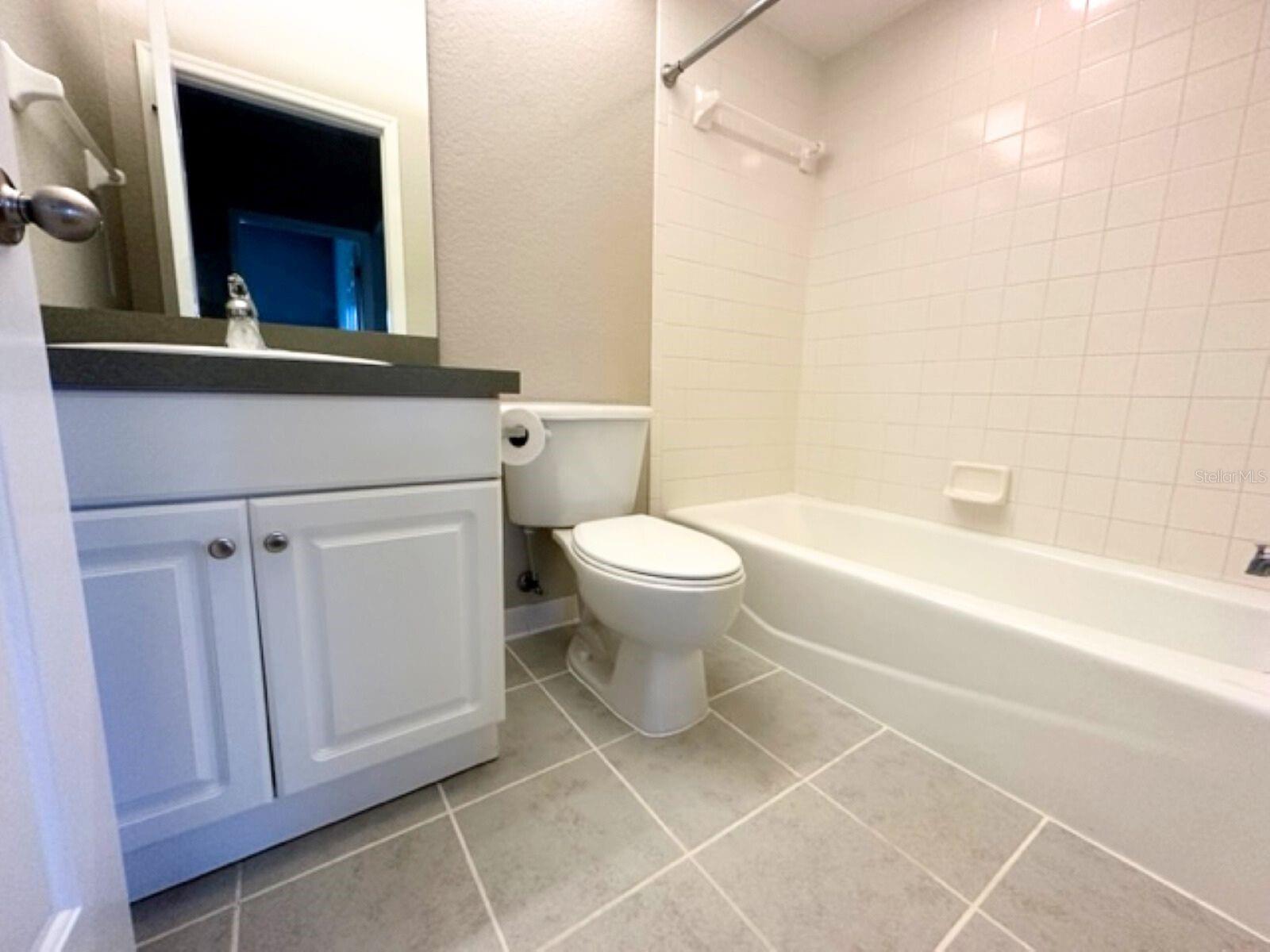 1005 Eagle Pond Dr #1005 Property Photo 8