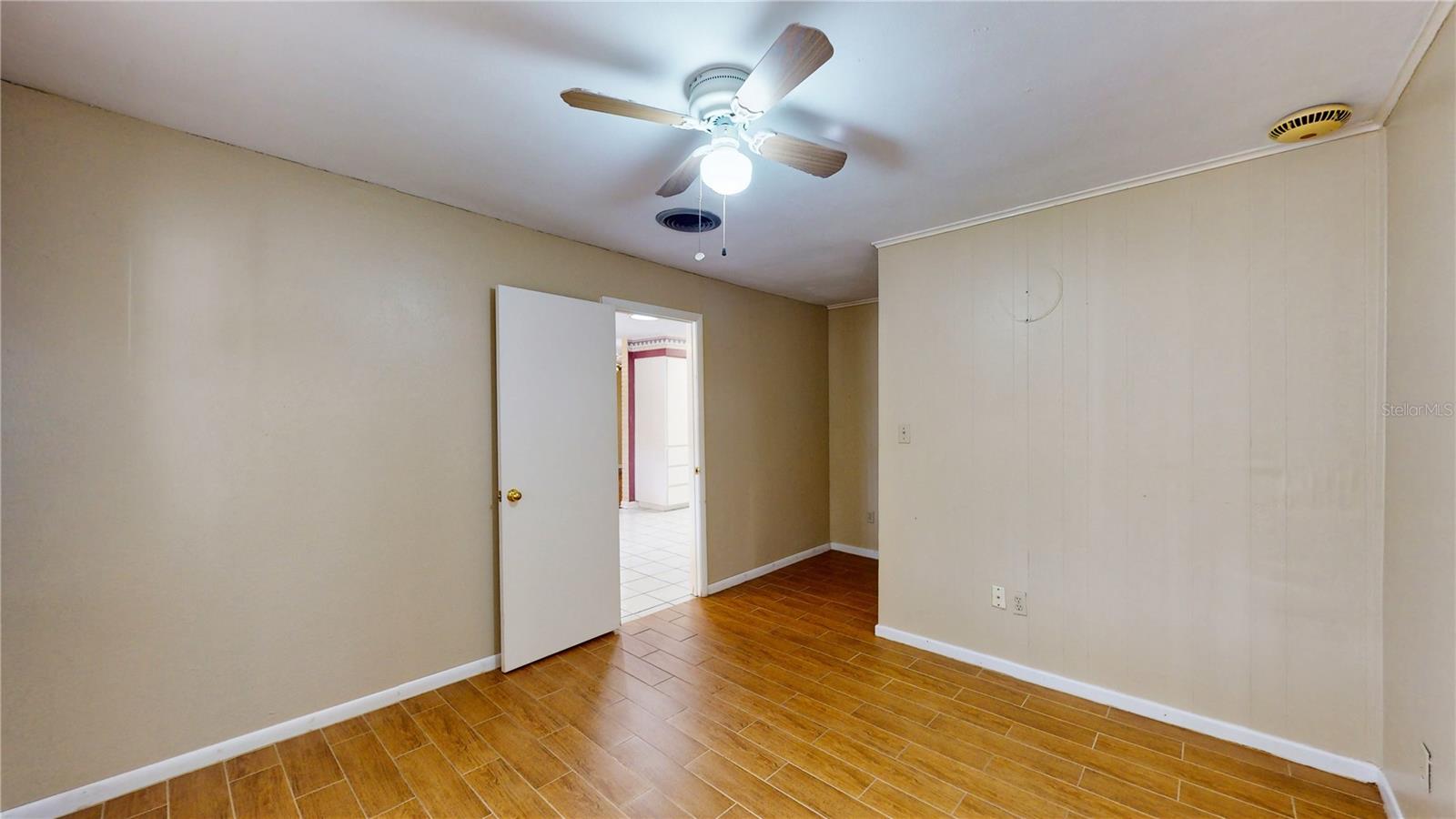 1435 N Combee Rd Property Photo 37