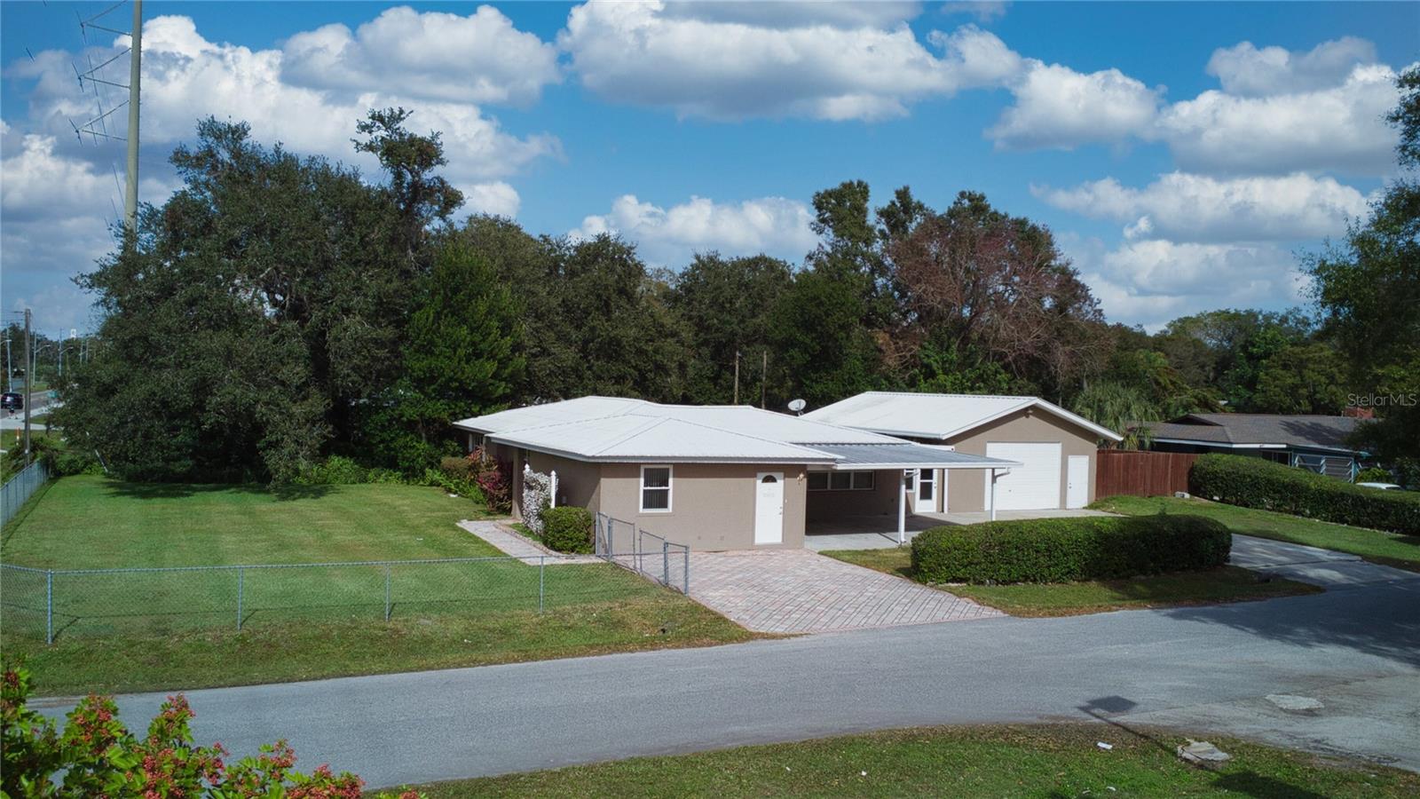 1435 N Combee Rd Property Photo 80