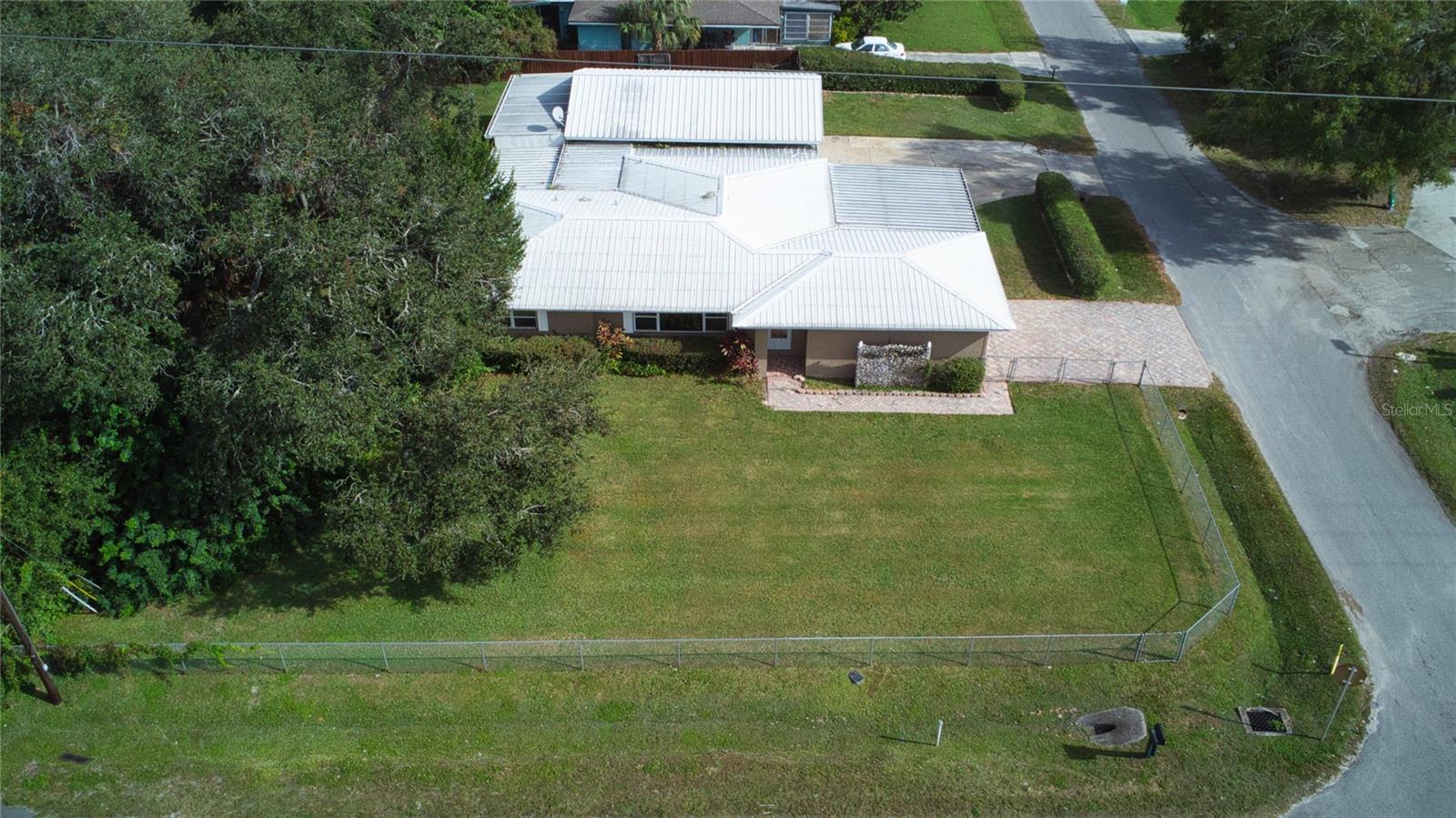 1435 N Combee Rd Property Photo 84