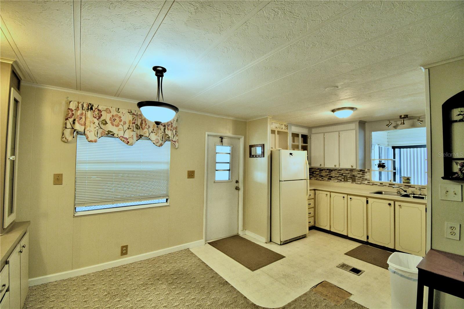 4338 Cherrywood St Property Photo 7