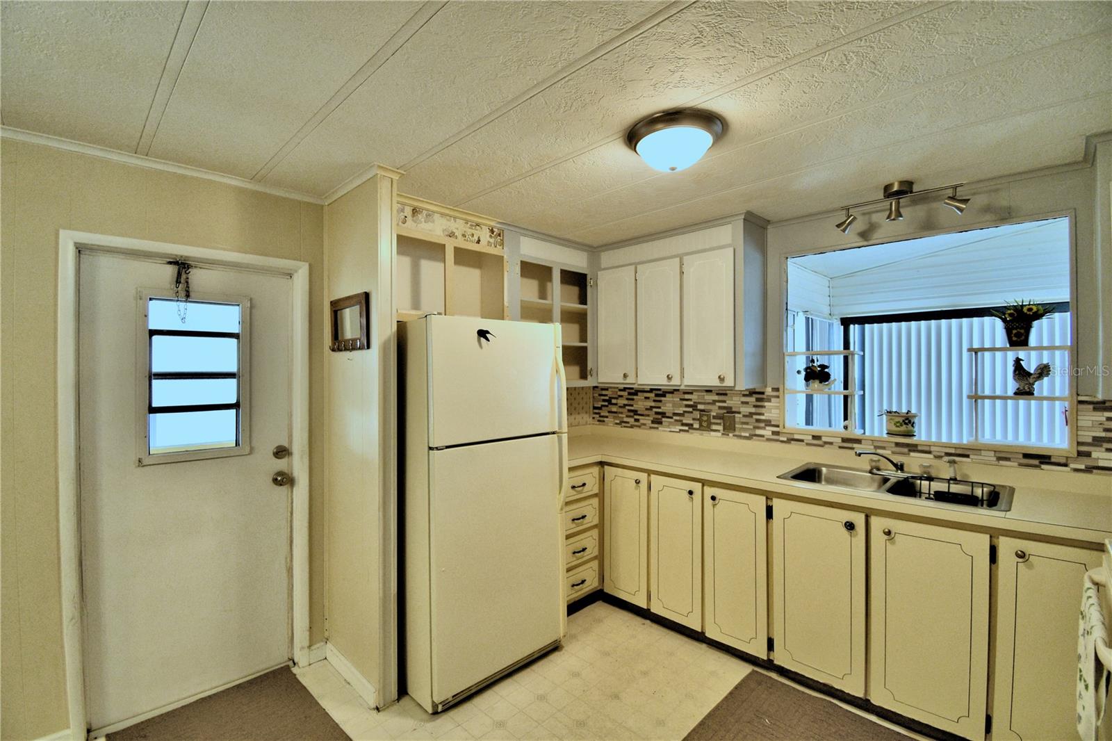 4338 Cherrywood St Property Photo 10