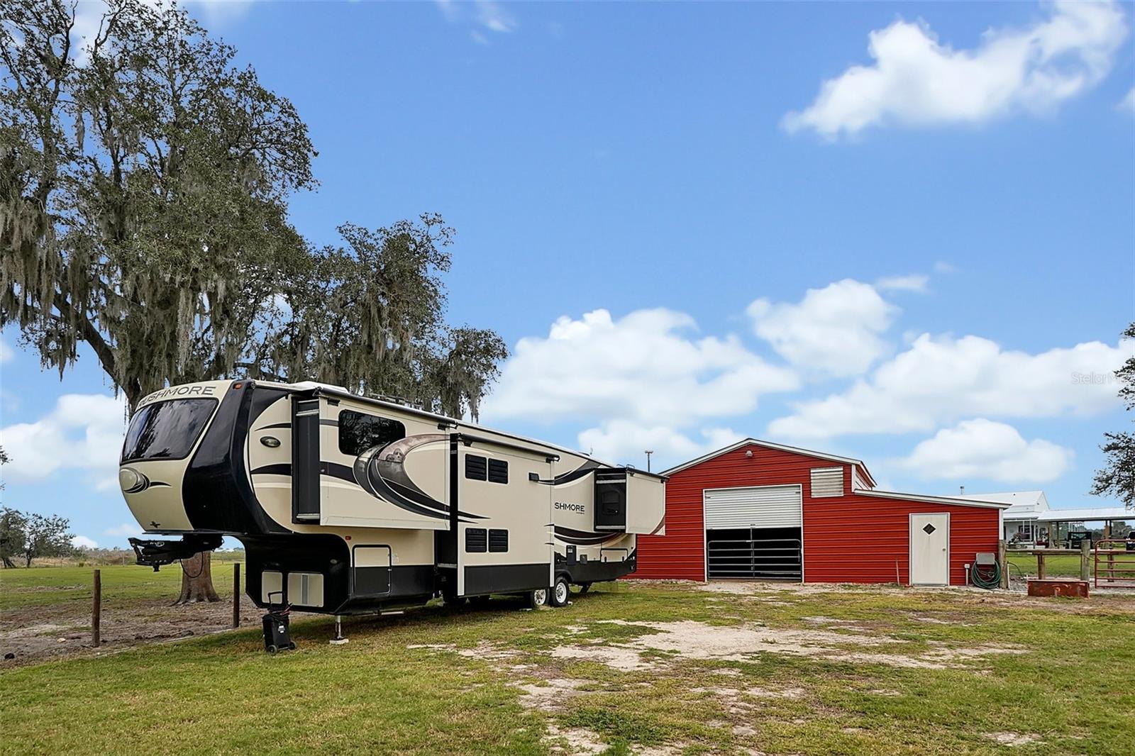 3395 Lake Buffum Rd E Property Photo 56