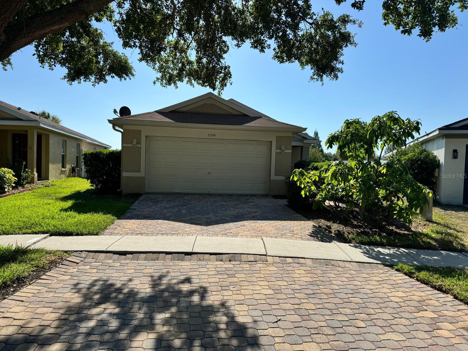 11514 Bay Gardens Loop Property Photo 1