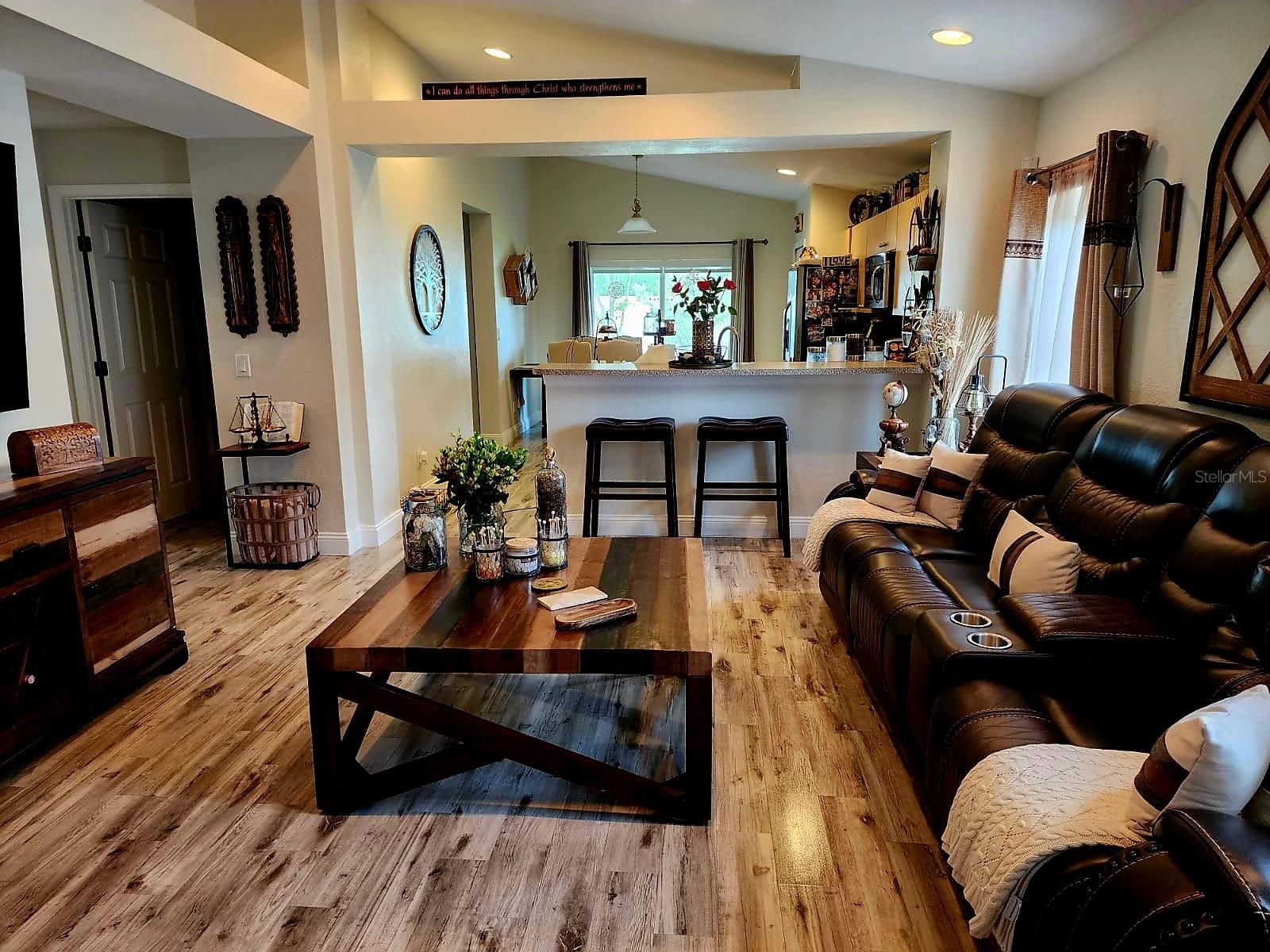 11514 Bay Gardens Loop Property Photo 4