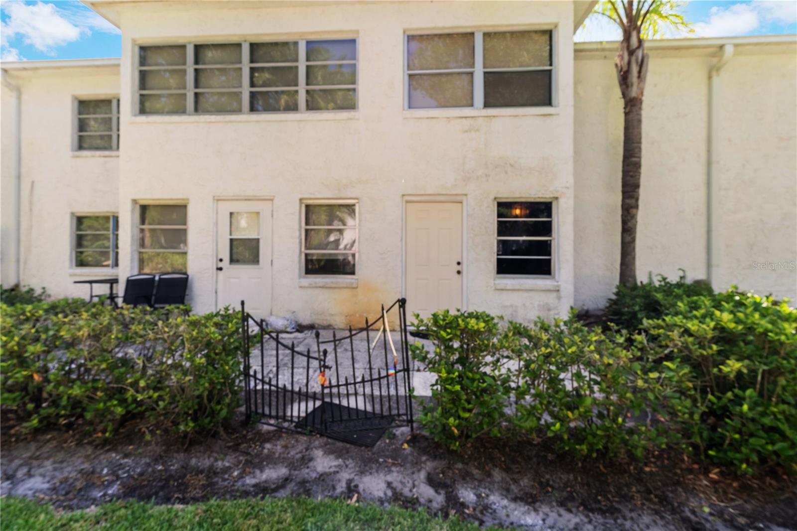 1100 Martinique Dr #104 Property Photo 17