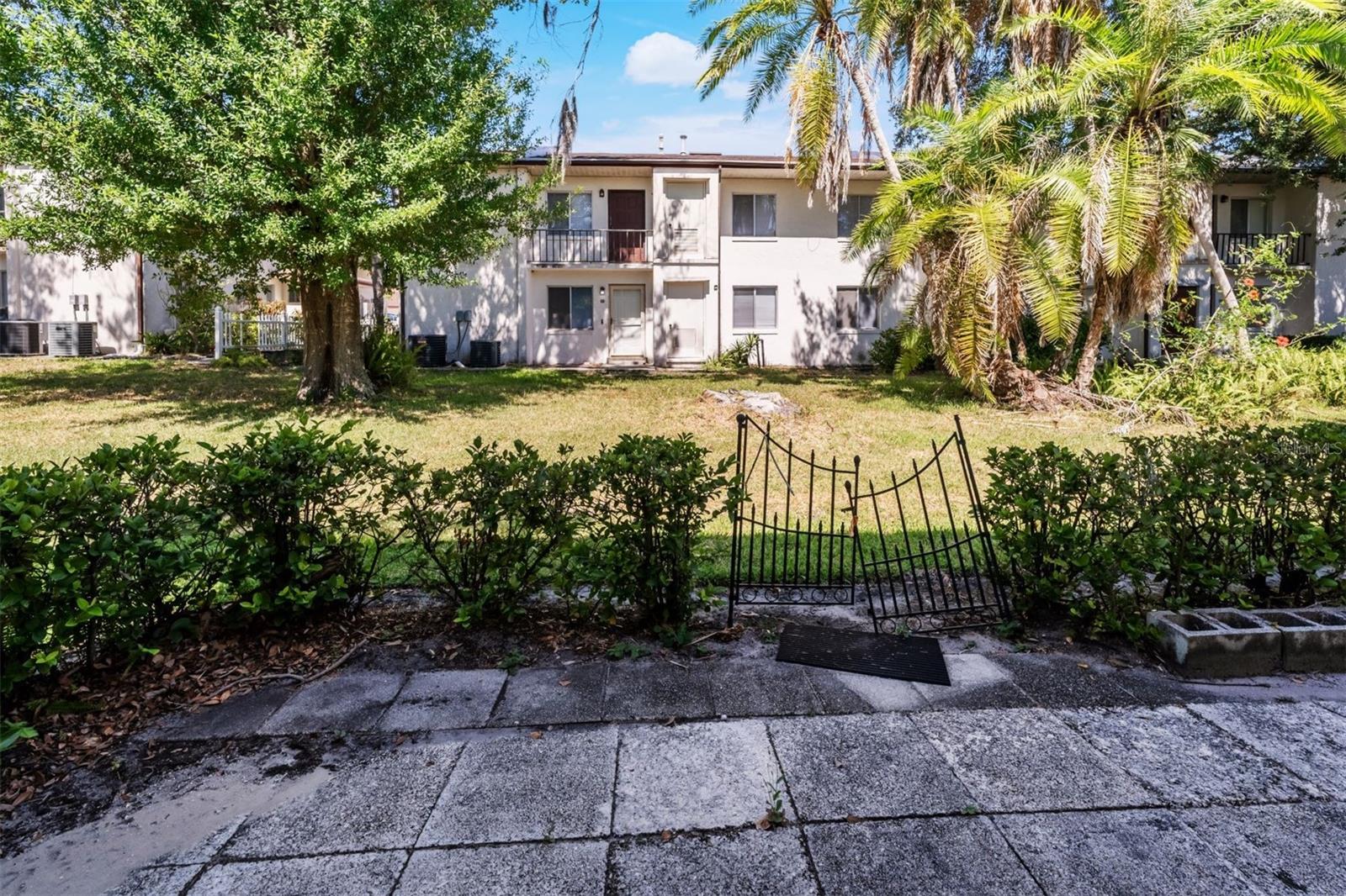 1100 Martinique Dr #104 Property Photo 18