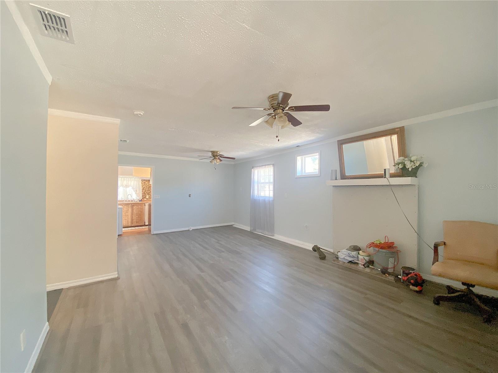 604 Jefferson Ave Property Photo 3