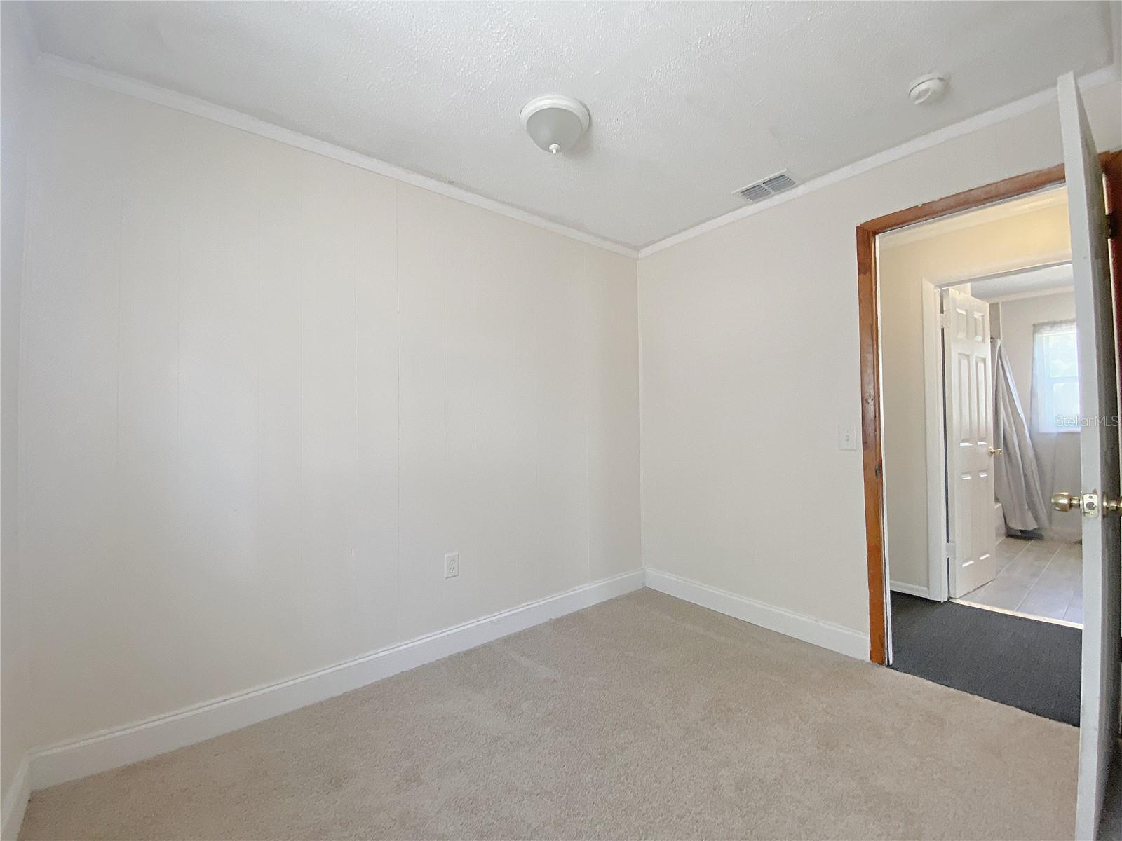 604 Jefferson Ave Property Photo 12