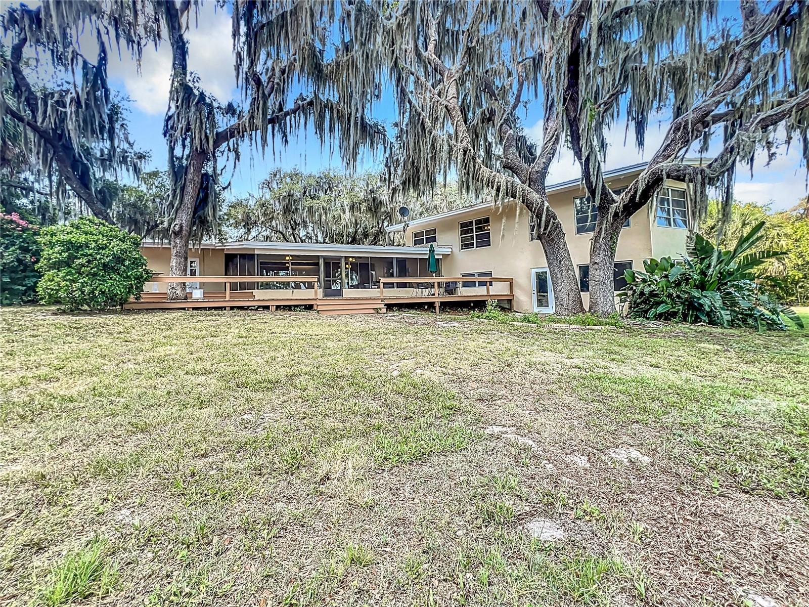 2332 State Road 17 N Property Photo 57