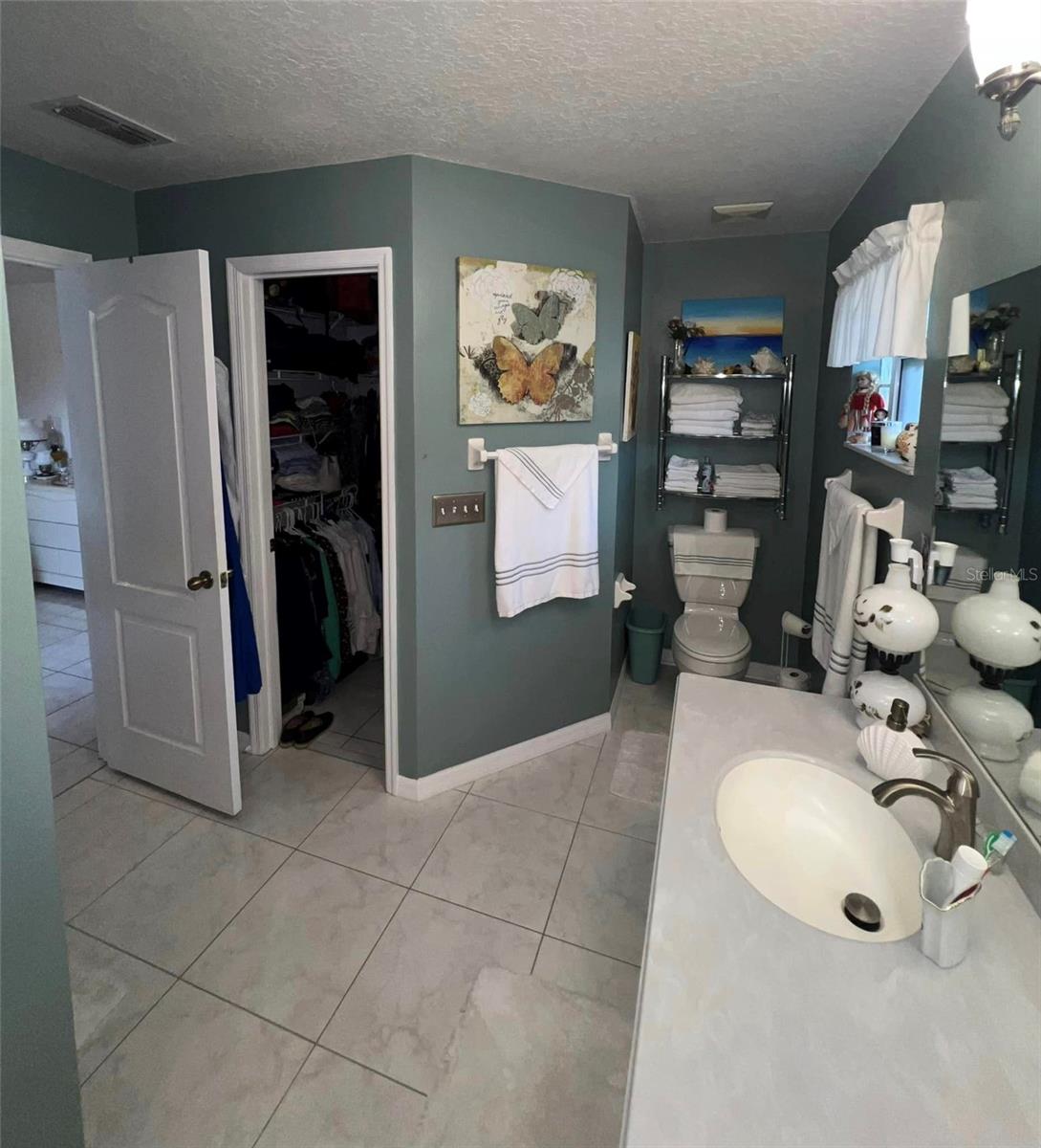 657 Sweetwater Way Property Photo 10