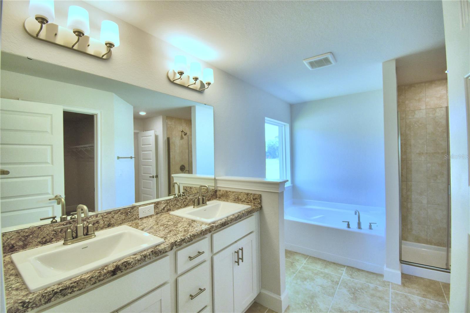 1261 Tagliamento Ln Property Photo 25