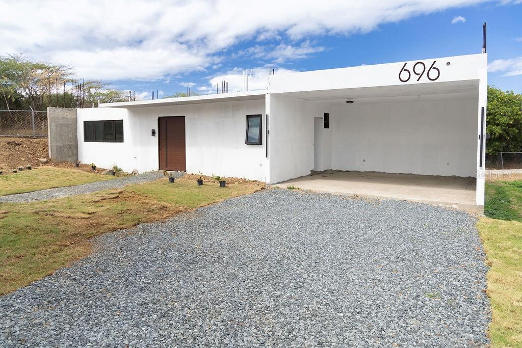 696 Pr-200 Property Photo 1