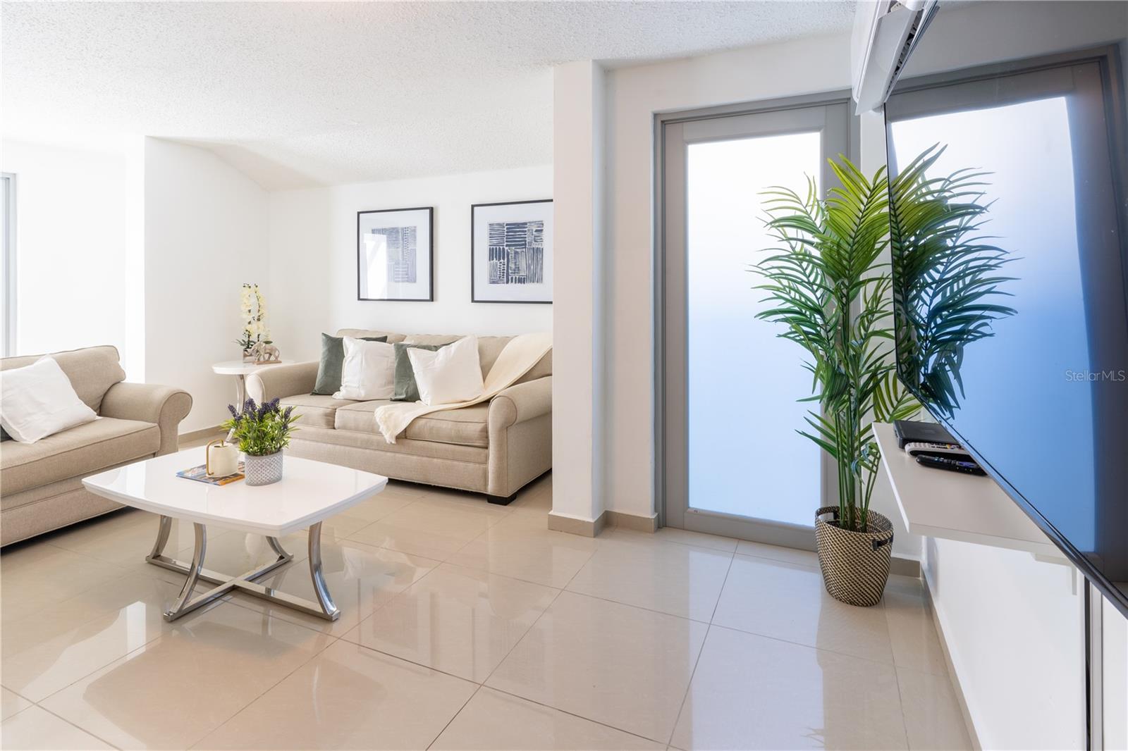 Urb. Sardinera Beach B 12 Calle I Property Photo 15
