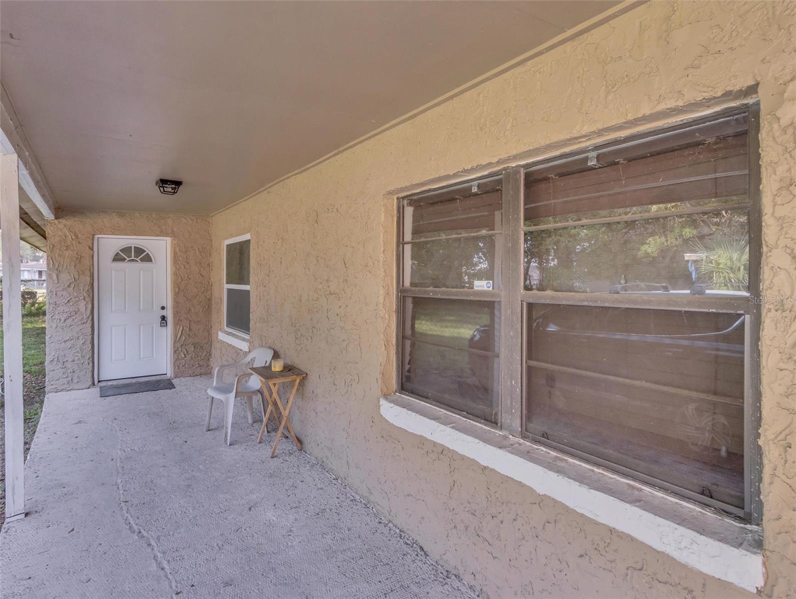2101 Warrens Ave Property Photo 4