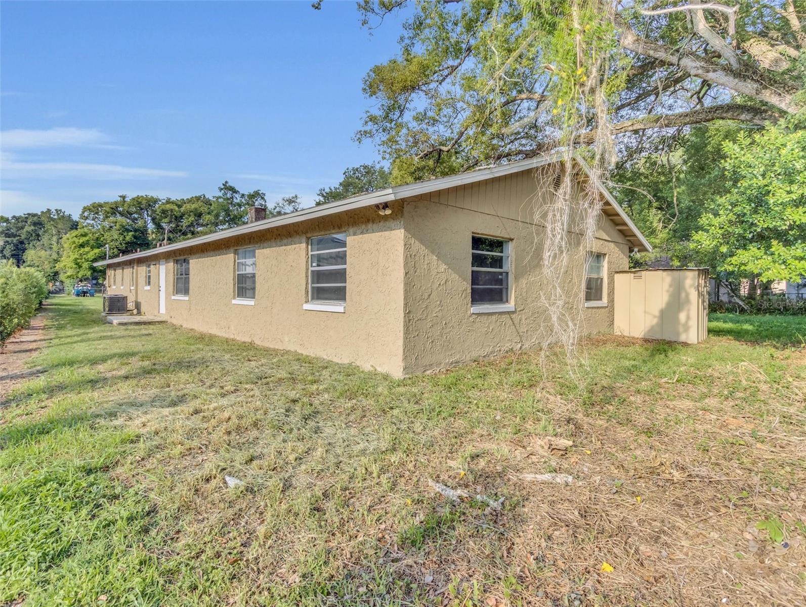 2101 Warrens Ave Property Photo 10