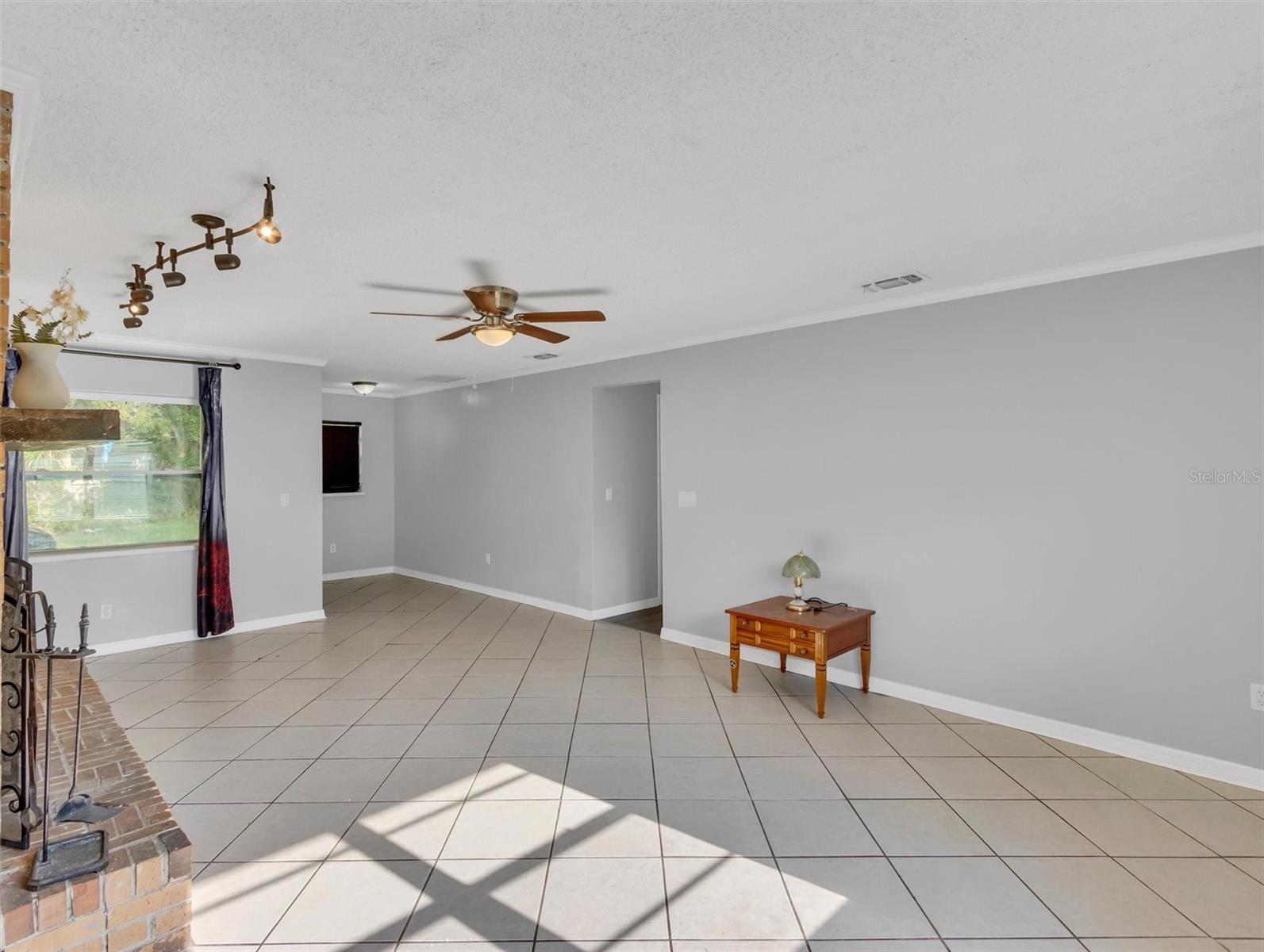 2101 Warrens Ave Property Photo 15