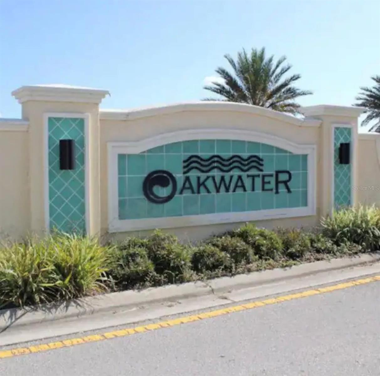 2736 Oakwater Dr #2736 Property Photo 5