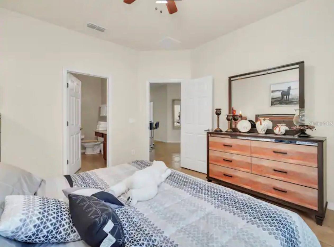 2736 Oakwater Dr #2736 Property Photo 19