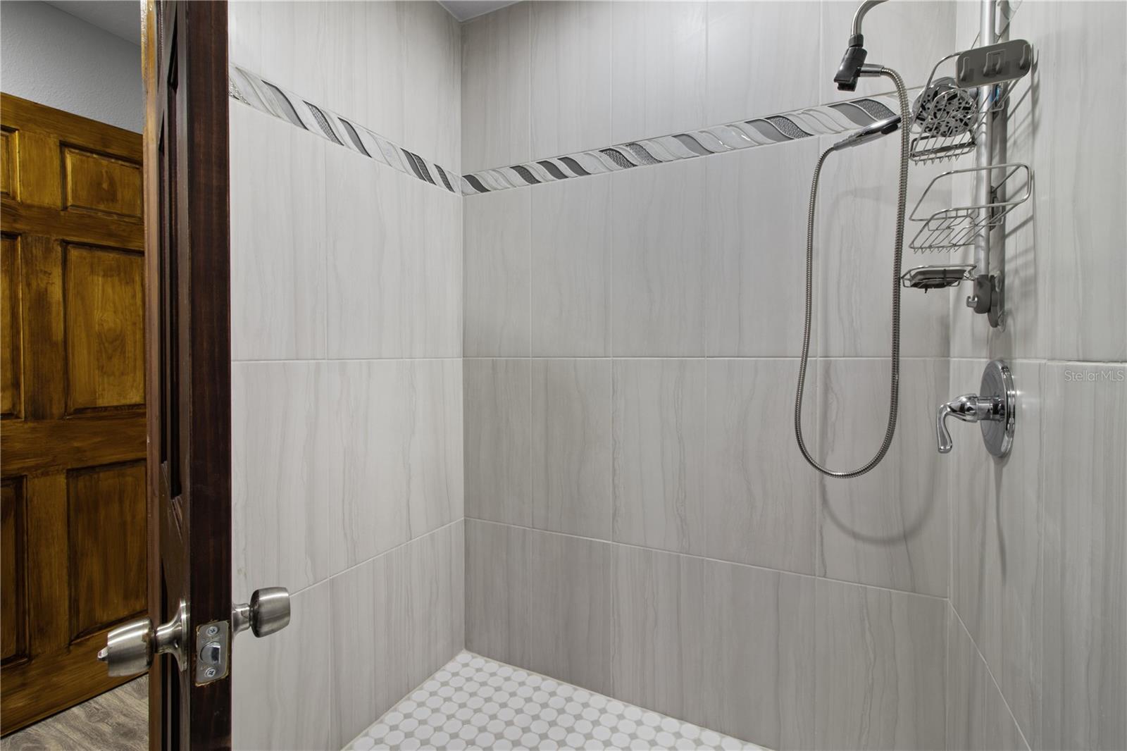 8941 E County Road 466 Property Photo 16