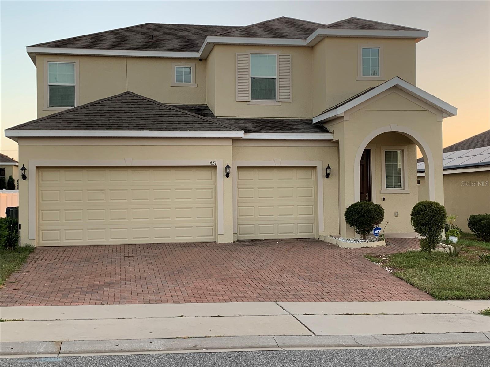 431 Aragosa Dr Property Photo 2
