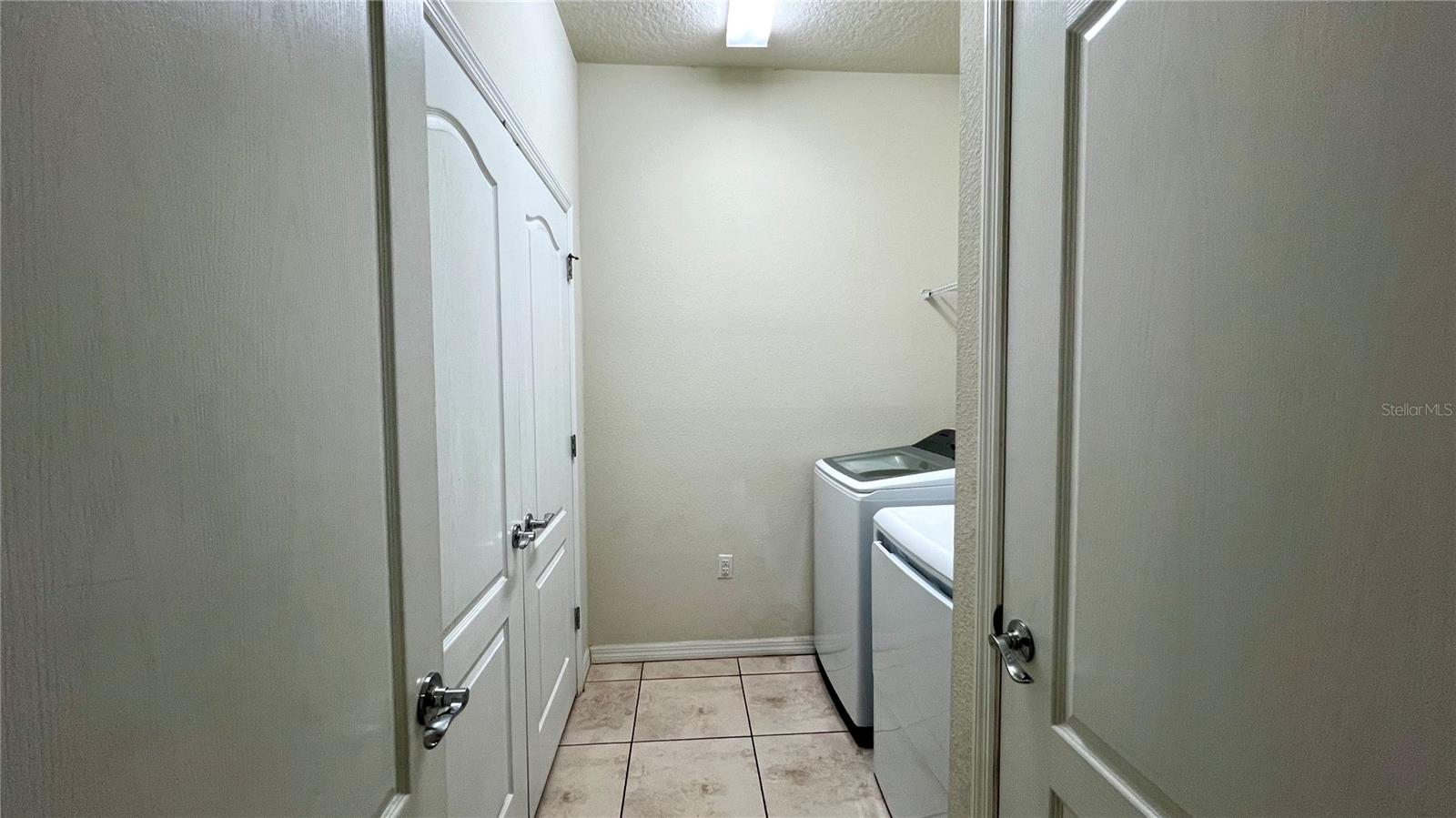 2131 Tripoli Ct Property Photo 12