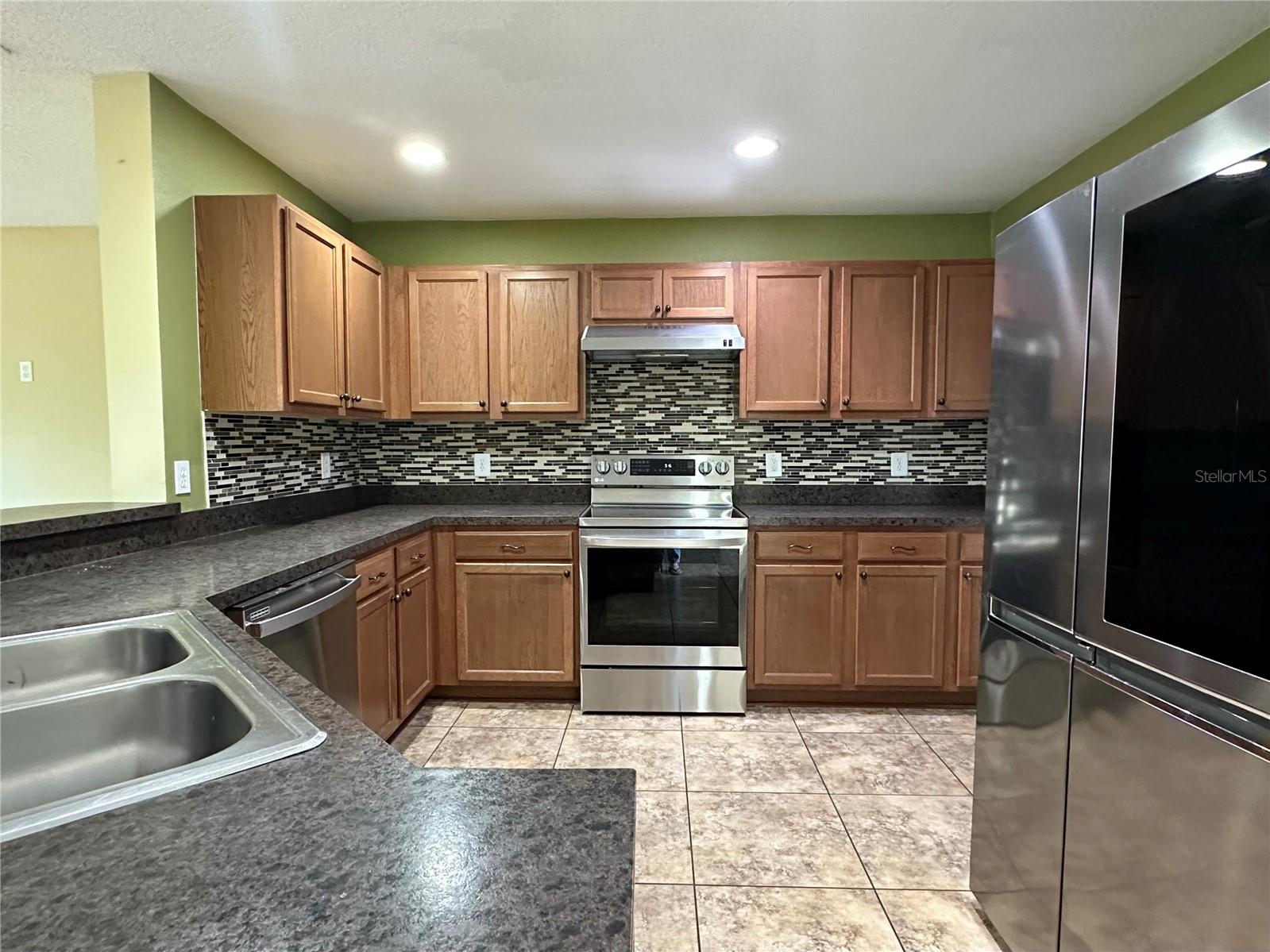 2581 Aventurine St Property Photo 3