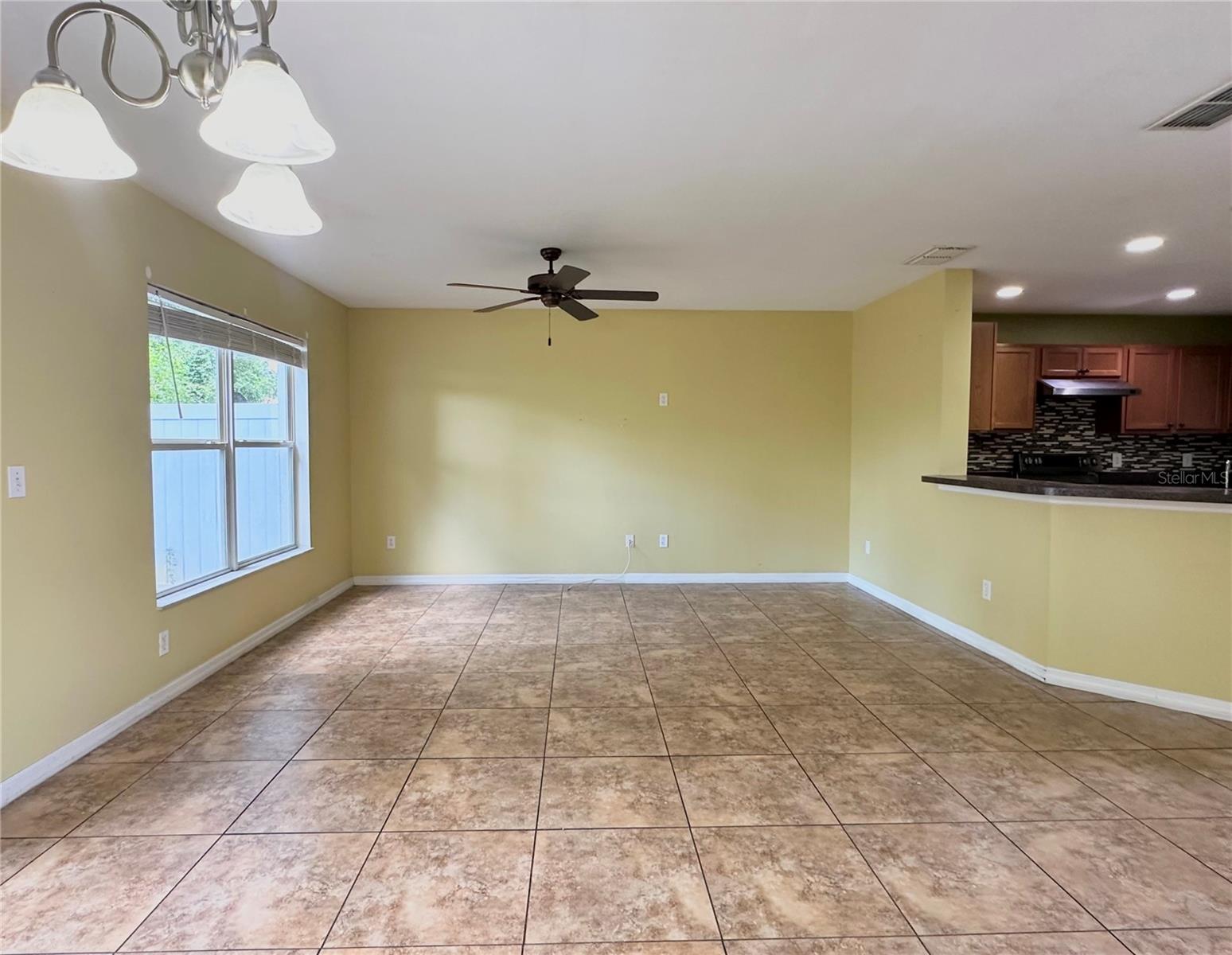 2581 Aventurine St Property Photo 7