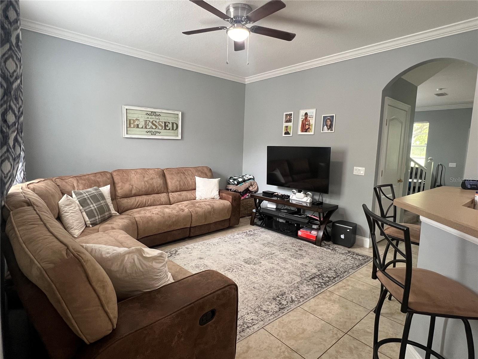 7132 Five Oaks Dr Property Photo 6