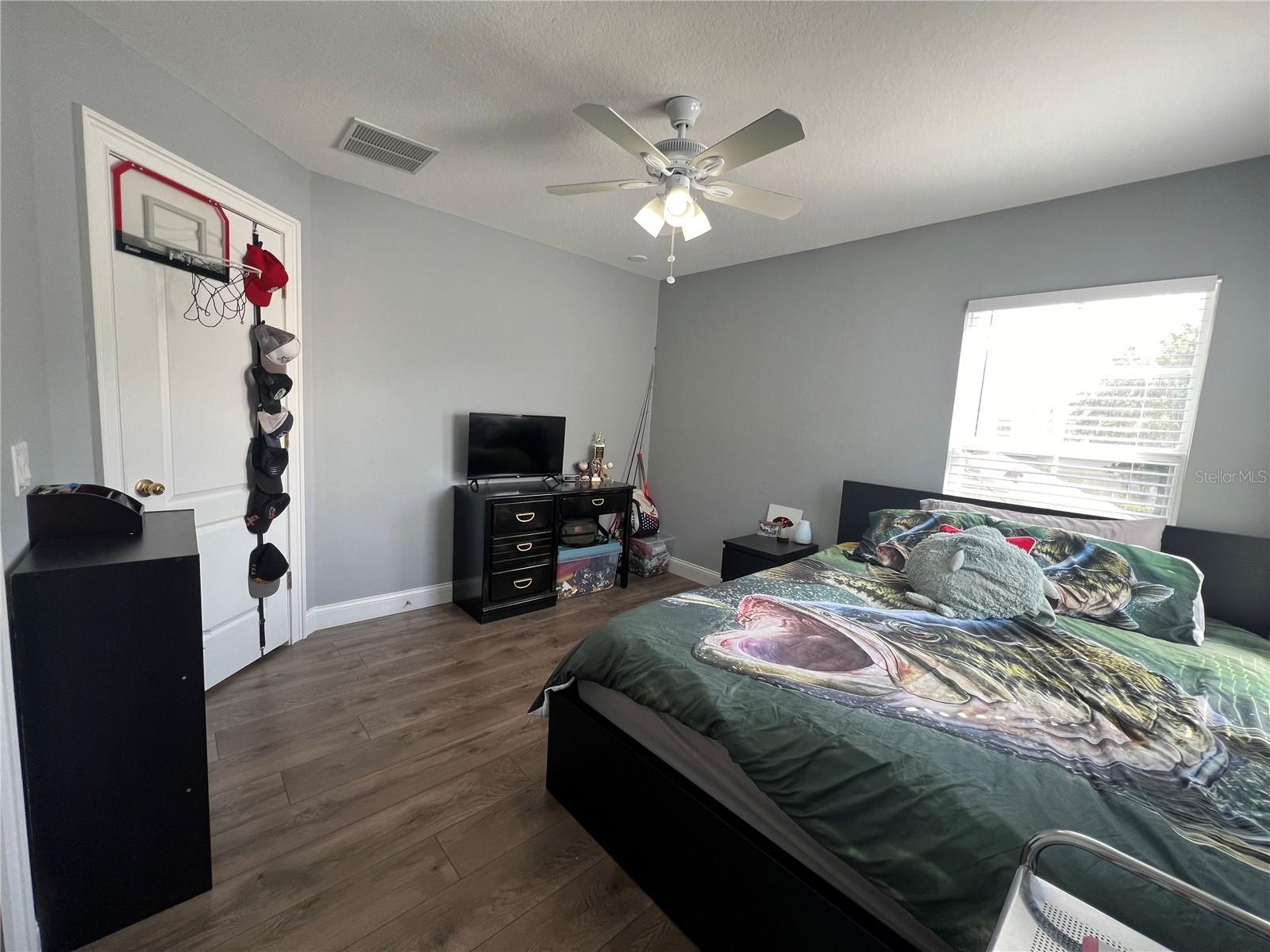 7132 Five Oaks Dr Property Photo 20