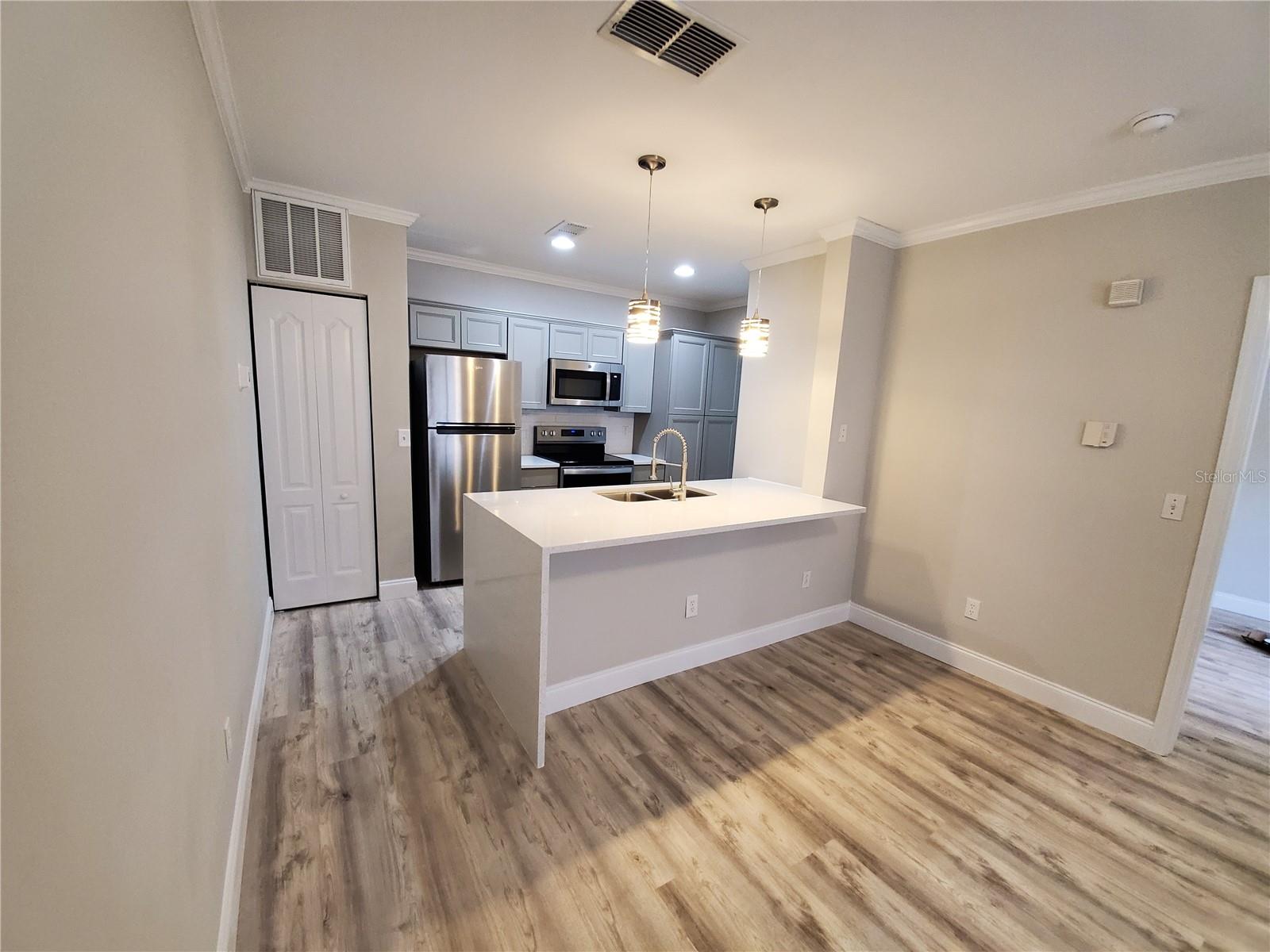 714 Siena Palm Dr #203 Property Photo 3