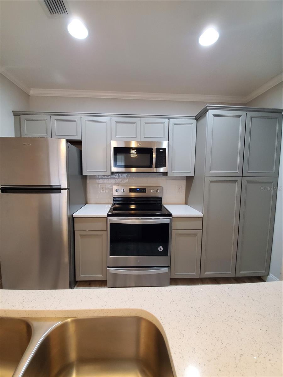 714 Siena Palm Dr #203 Property Photo 6