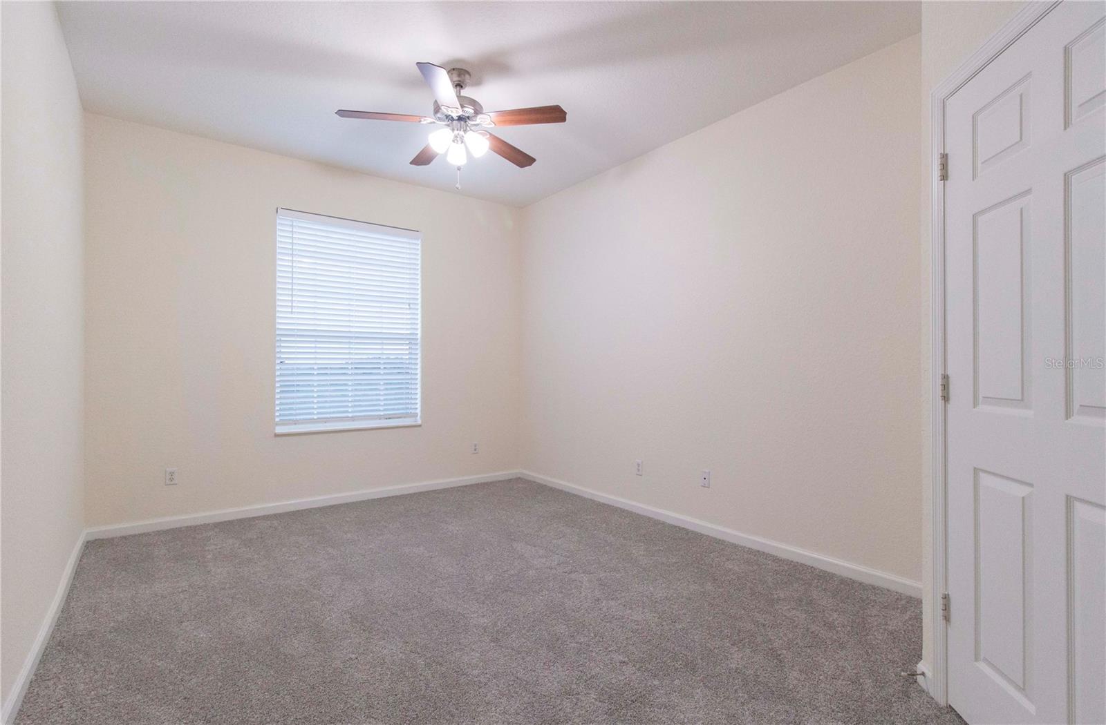 6451 Old Park Ln #406 Property Photo 10