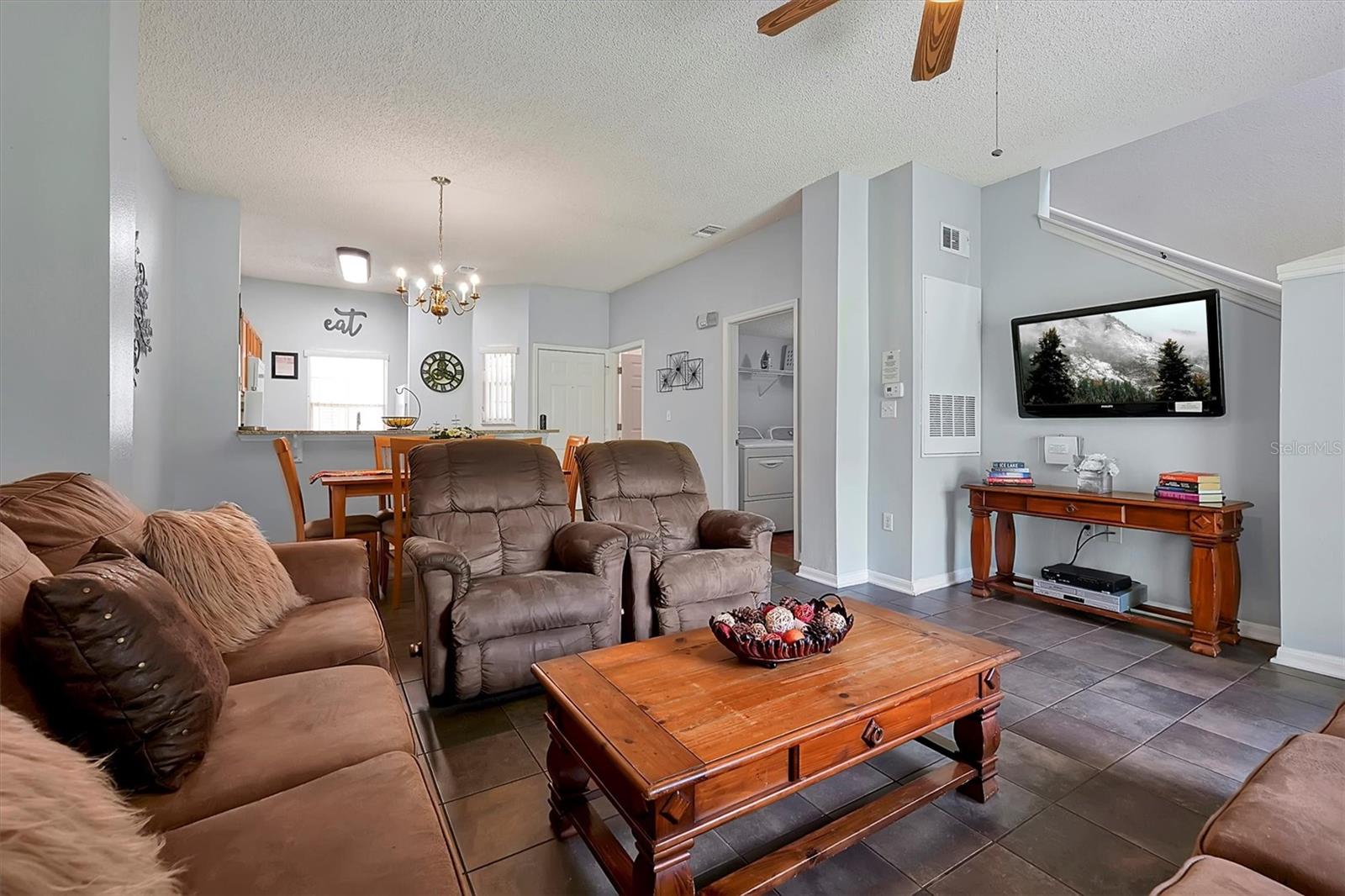 2758 Sun Key Pl Property Photo 8