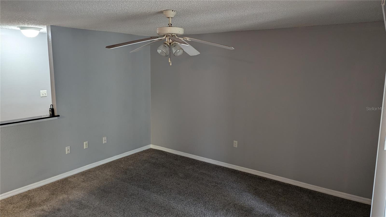 90 Hidden Lake Dr #144 Property Photo 10