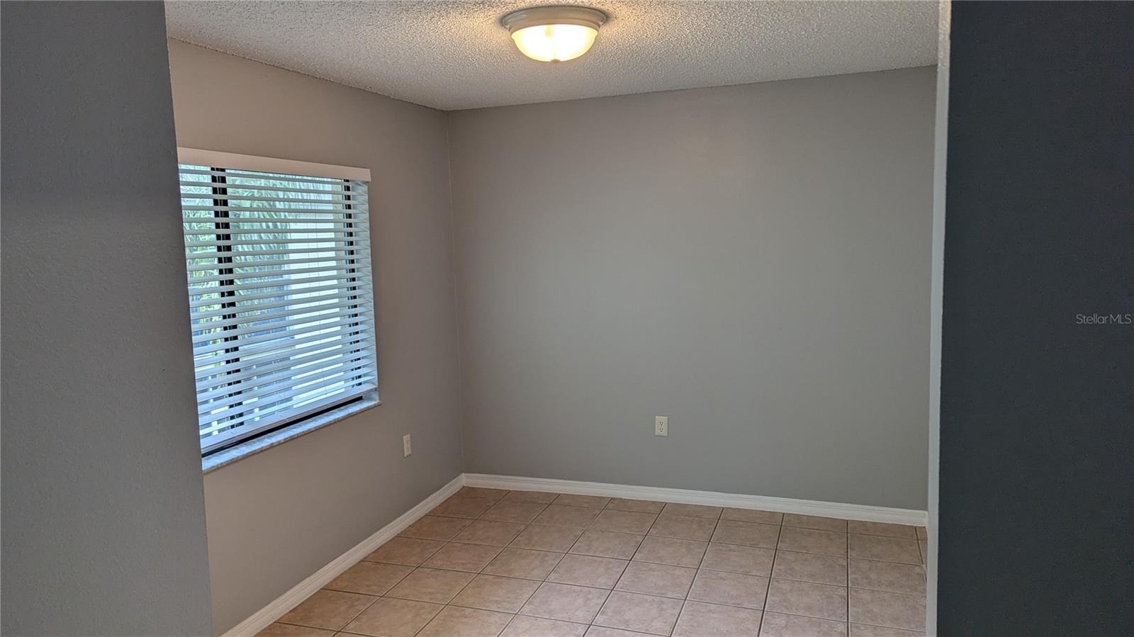 90 Hidden Lake Dr #144 Property Photo 13