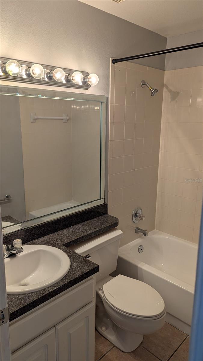 90 Hidden Lake Dr #144 Property Photo 25